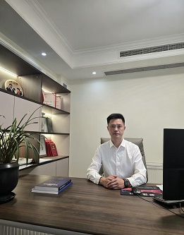 南极物业王鹏.jpg